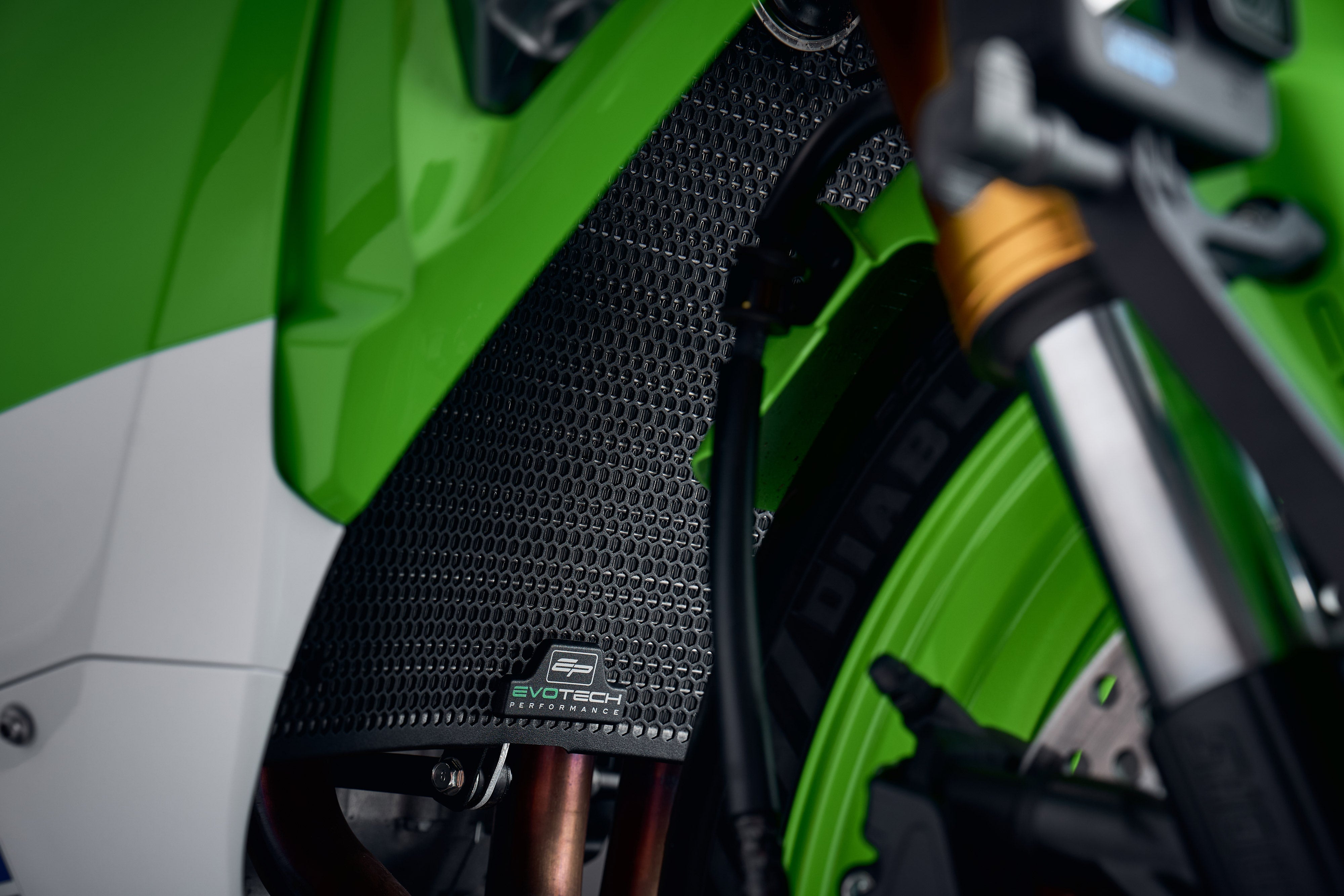 Evotech Kawasaki Ninja ZX-6R Radiator Guard (2024+)