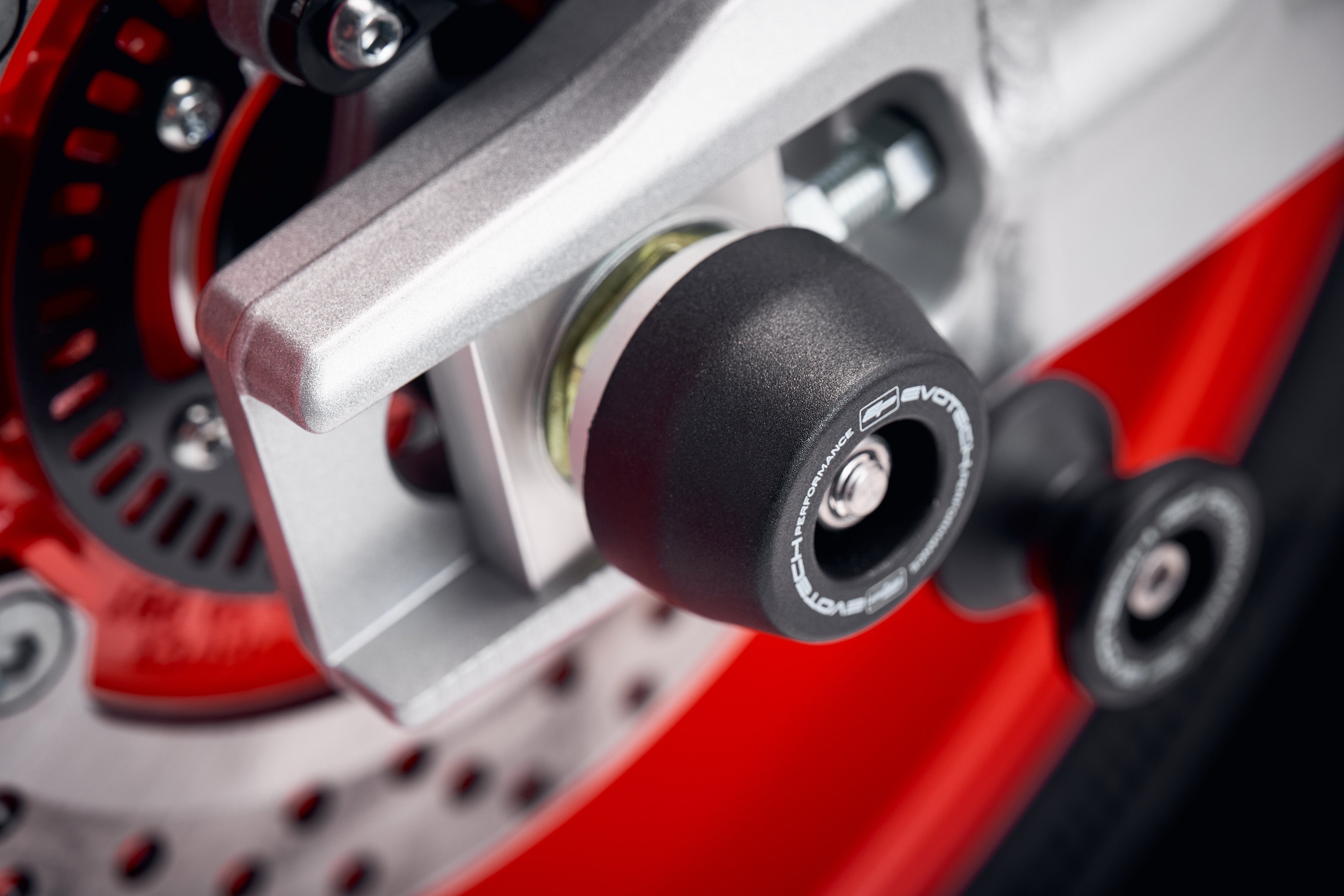 Evotech Rear Spindle Bobbins - Yamaha Tracer 9 GT+ (2023 - 2024)