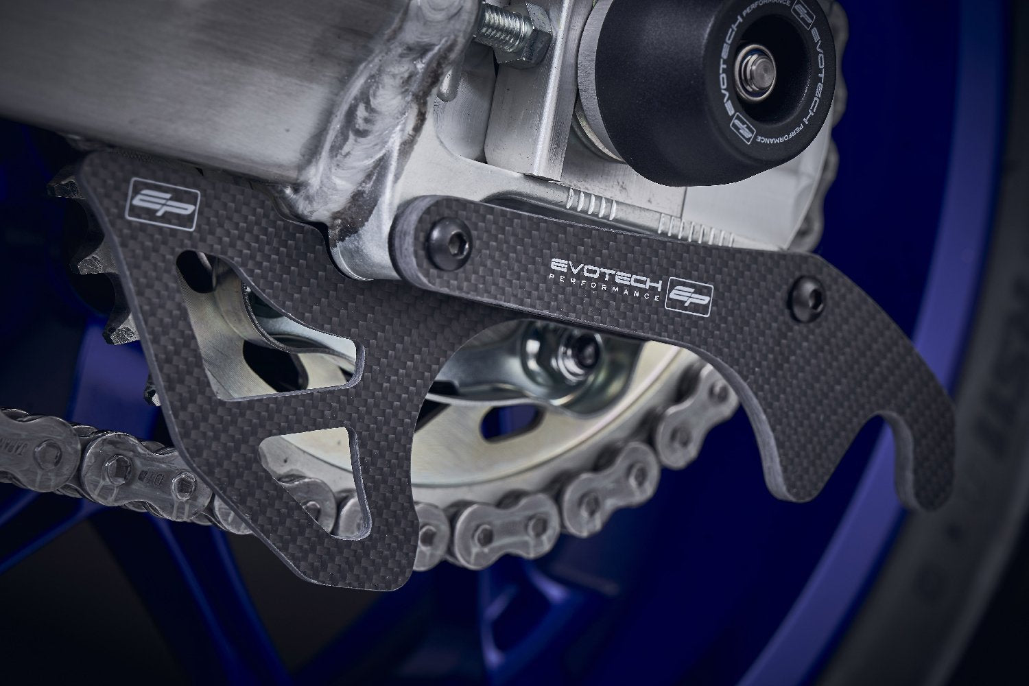 Evotech Carbon Fibre Toe Guard / GP Style Paddock Stand Plates - Yamaha MT-10 (2016 - 2021)