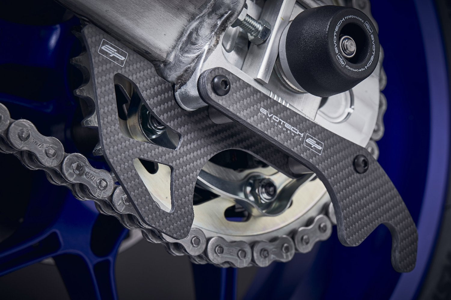 Evotech Carbon Fibre Toe Guard / GP Style Paddock Stand Plates - Yamaha YZF-R6 (2017+)