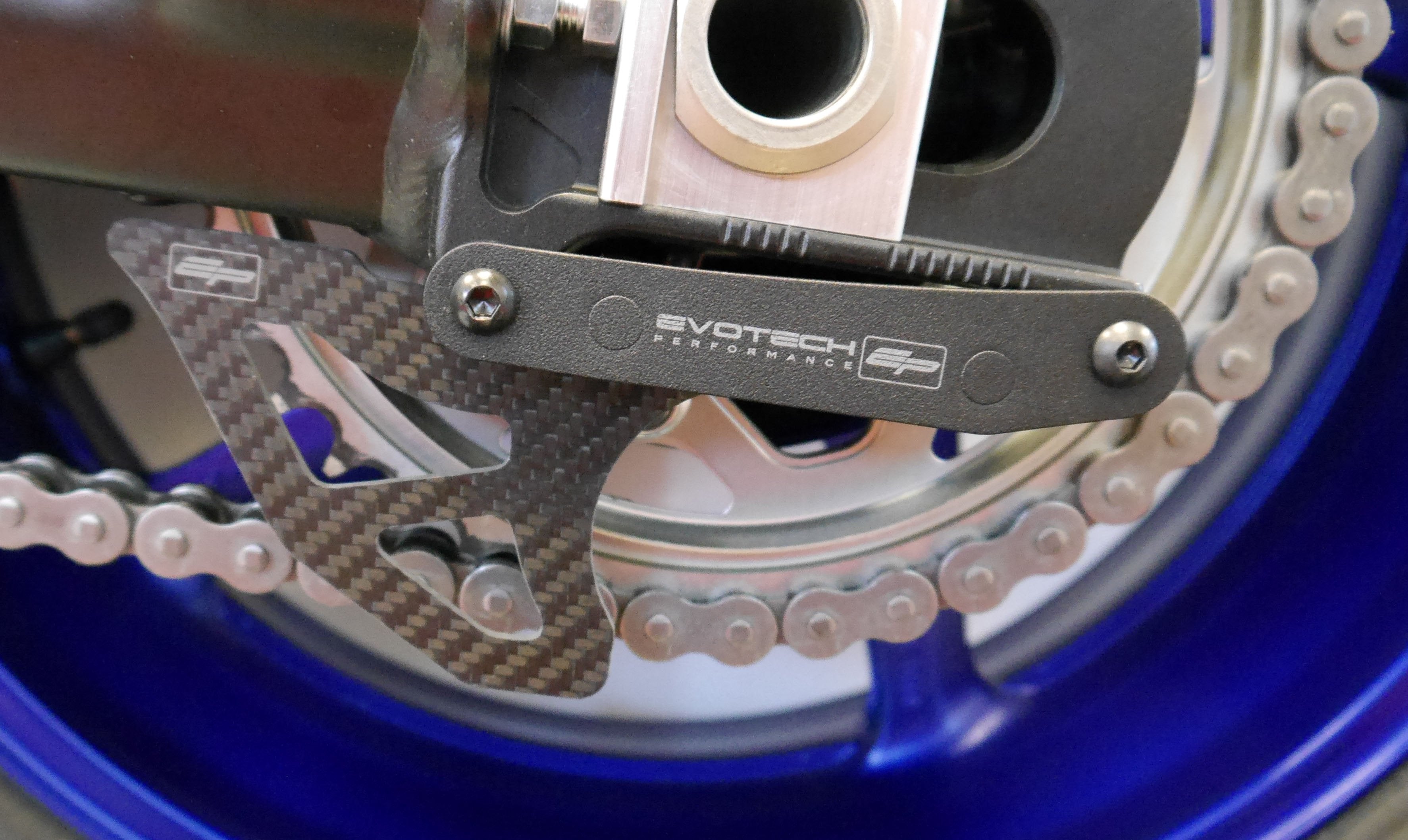 Evotech Carbon Fibre Toe Guard - Yamaha YZF-R1M (2015 - 2019)