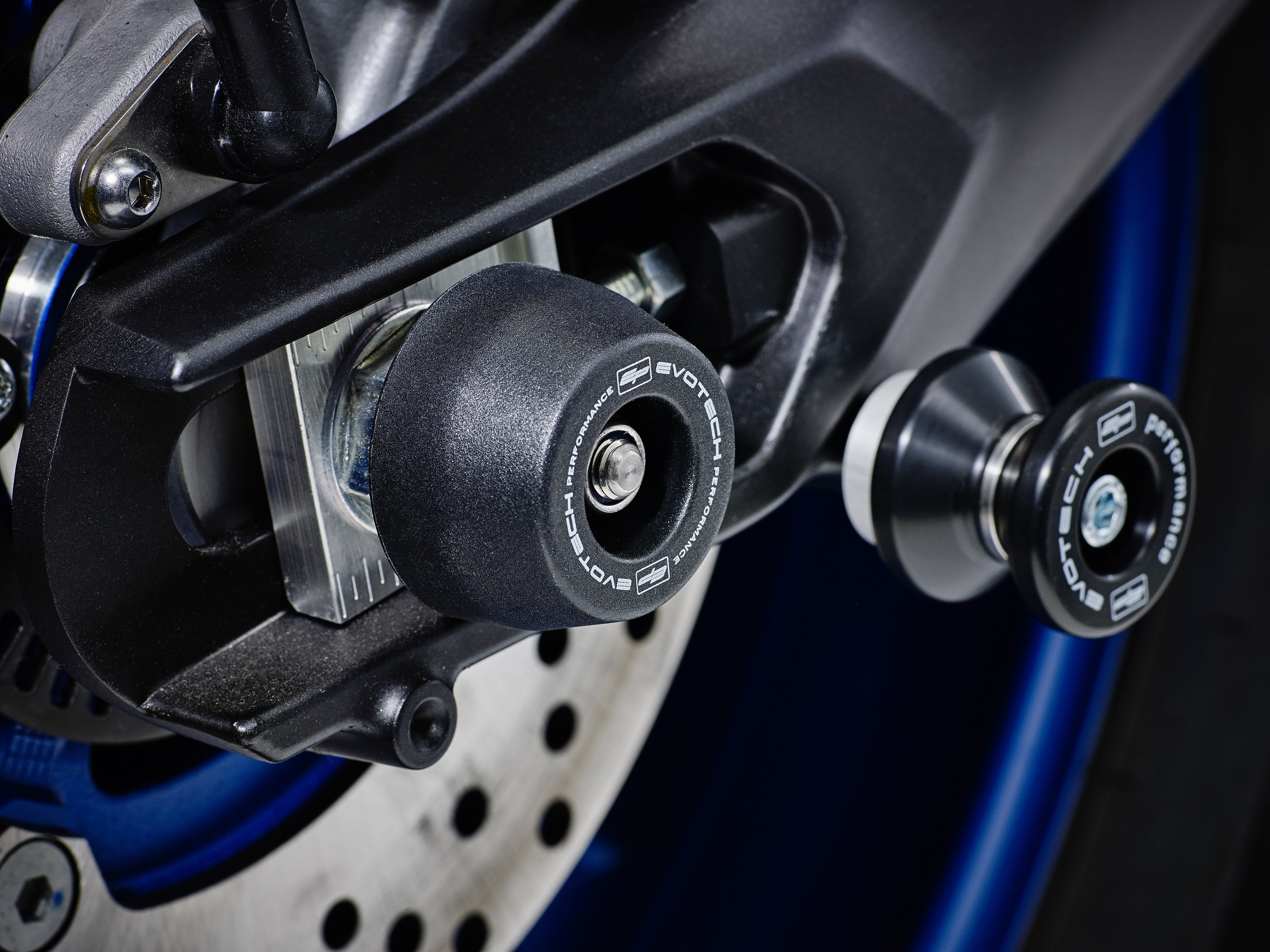 Evotech Rear Spindle Bobbins - Yamaha FZ-09 (2017-2020)