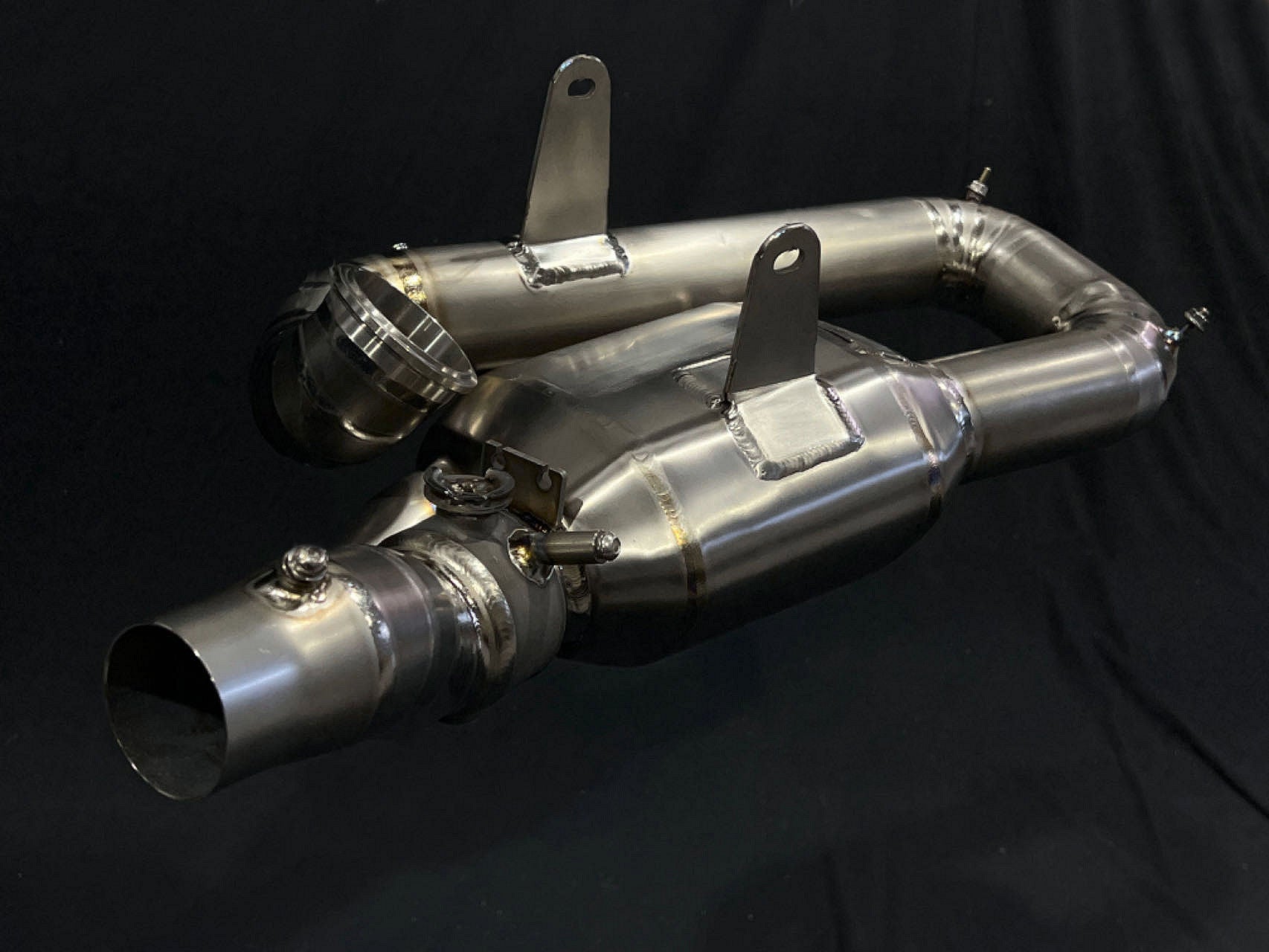 Ducati V2 Panigale & Streetfighter Titanium Stealth Slip-On Bimodal Muffler