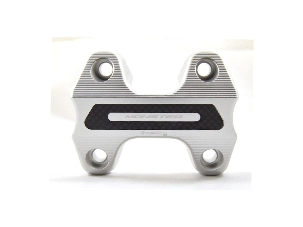 BM05 - HANDLEBAR CLAMP M821