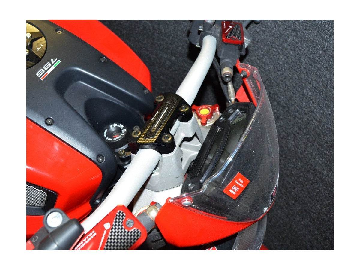 BM06 - HANDLEBAR CLAMP M696