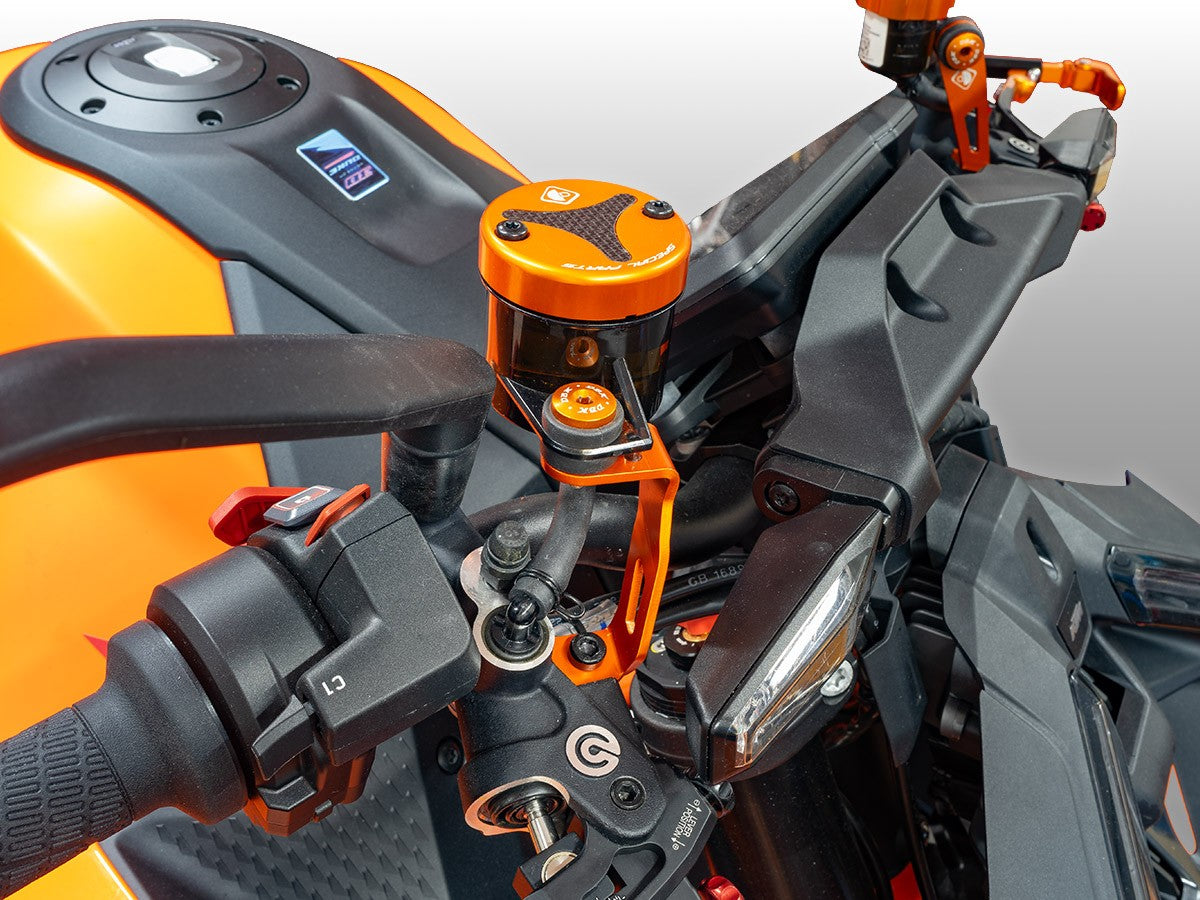 STA18 - KTM 1390 SUPERDUKE R BRAKE FLUID RESERVOIR SUPPORT