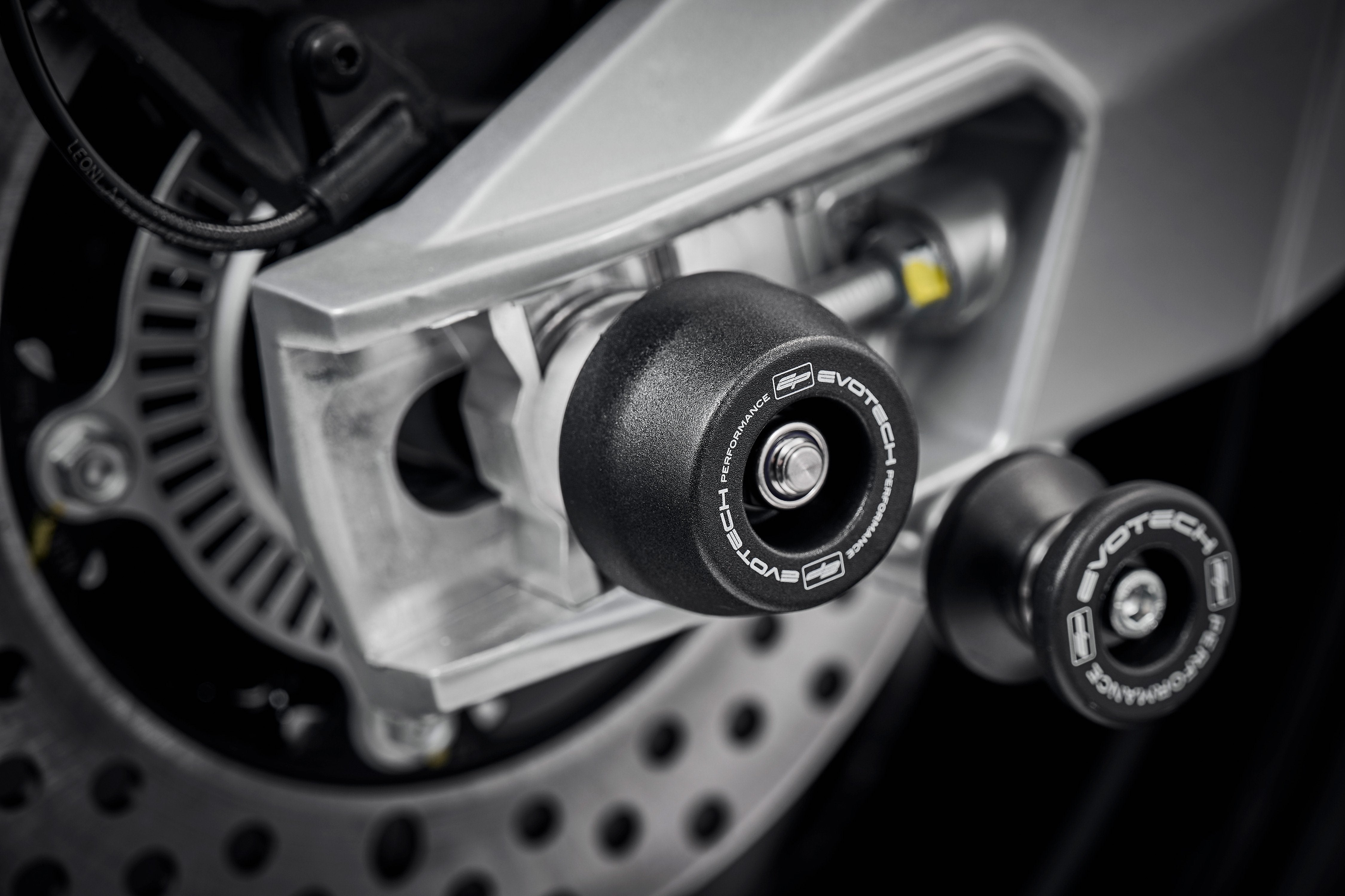 Evotech Spindle Bobbins Kit - Aprilia RS 660 (2025+)