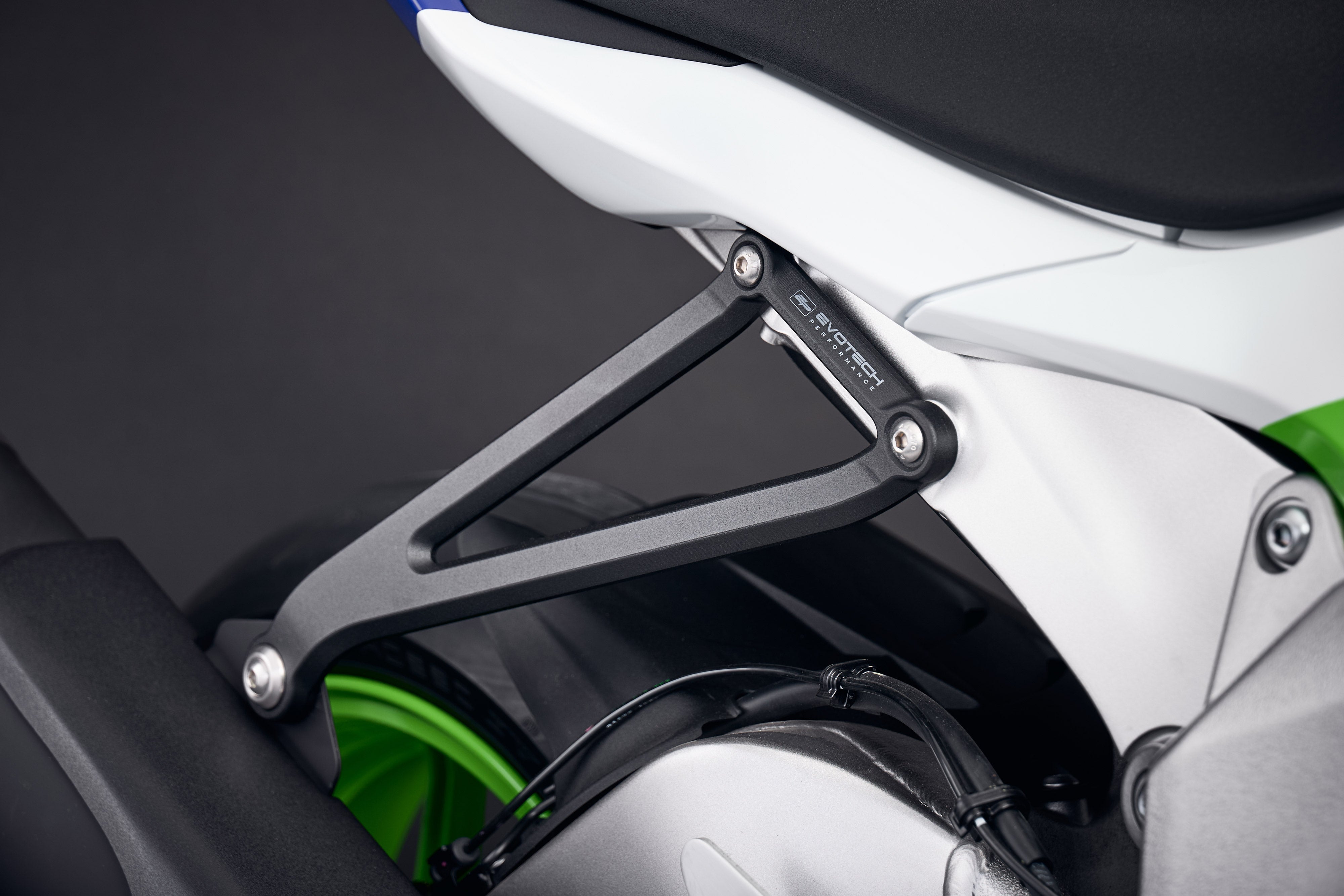 Evotech Exhaust Hanger - Kawasaki Ninja ZX-6R (2024+)