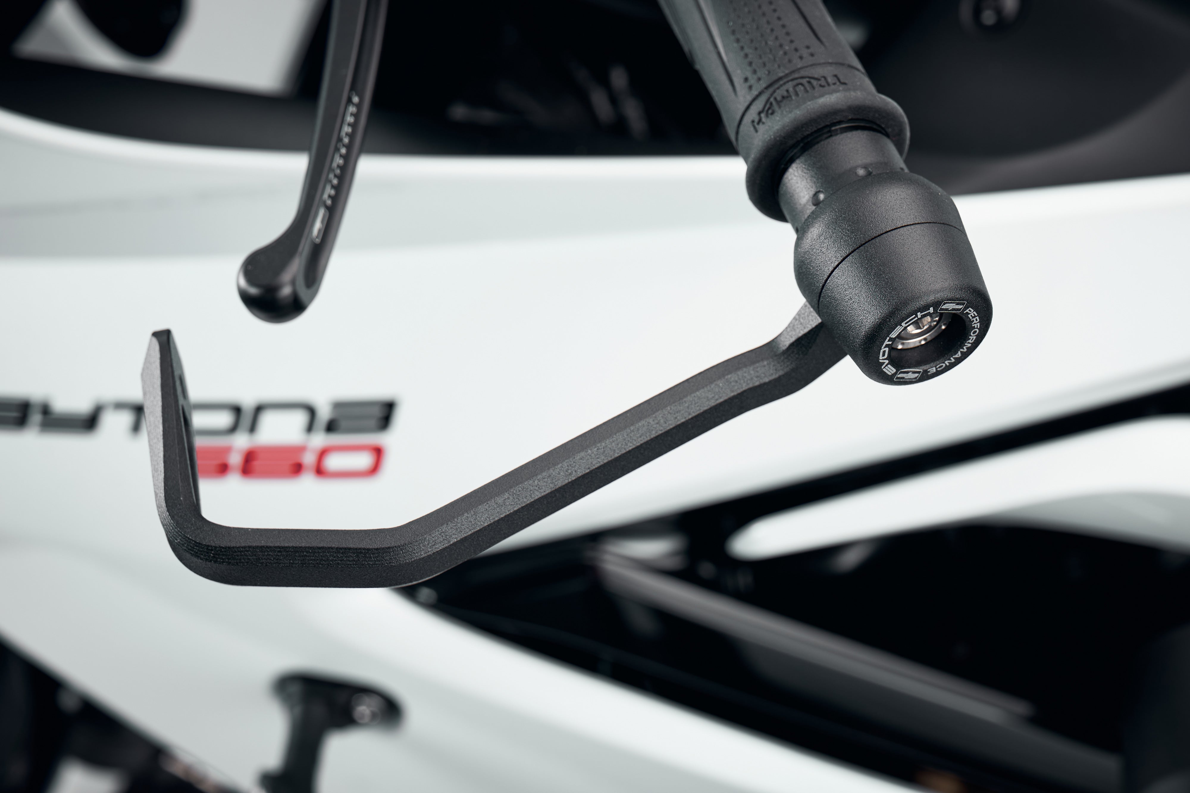 Evotech Brake And Clutch Lever Protector Kit (Road) - Triumph Trident (2025)
