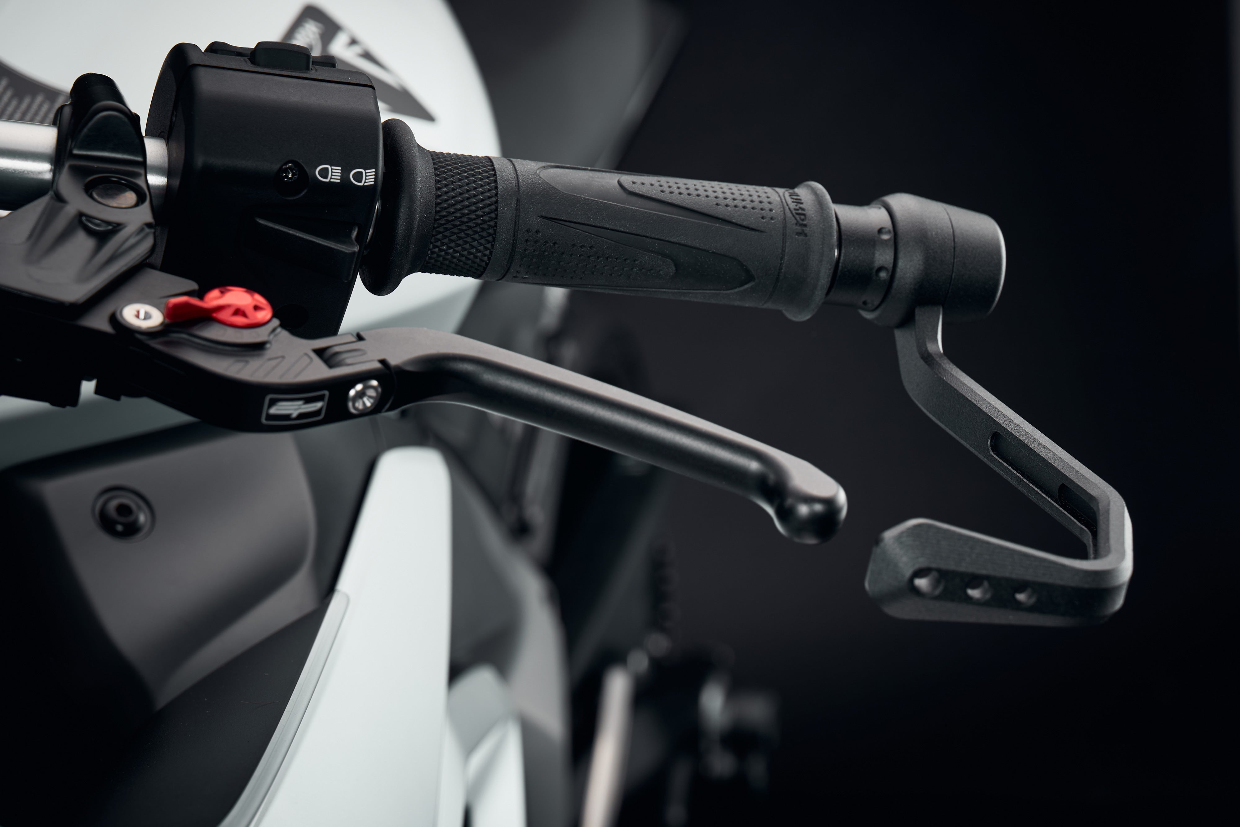 Evotech Brake And Clutch Lever Protector Kit (Road) - Triumph Trident (2025)