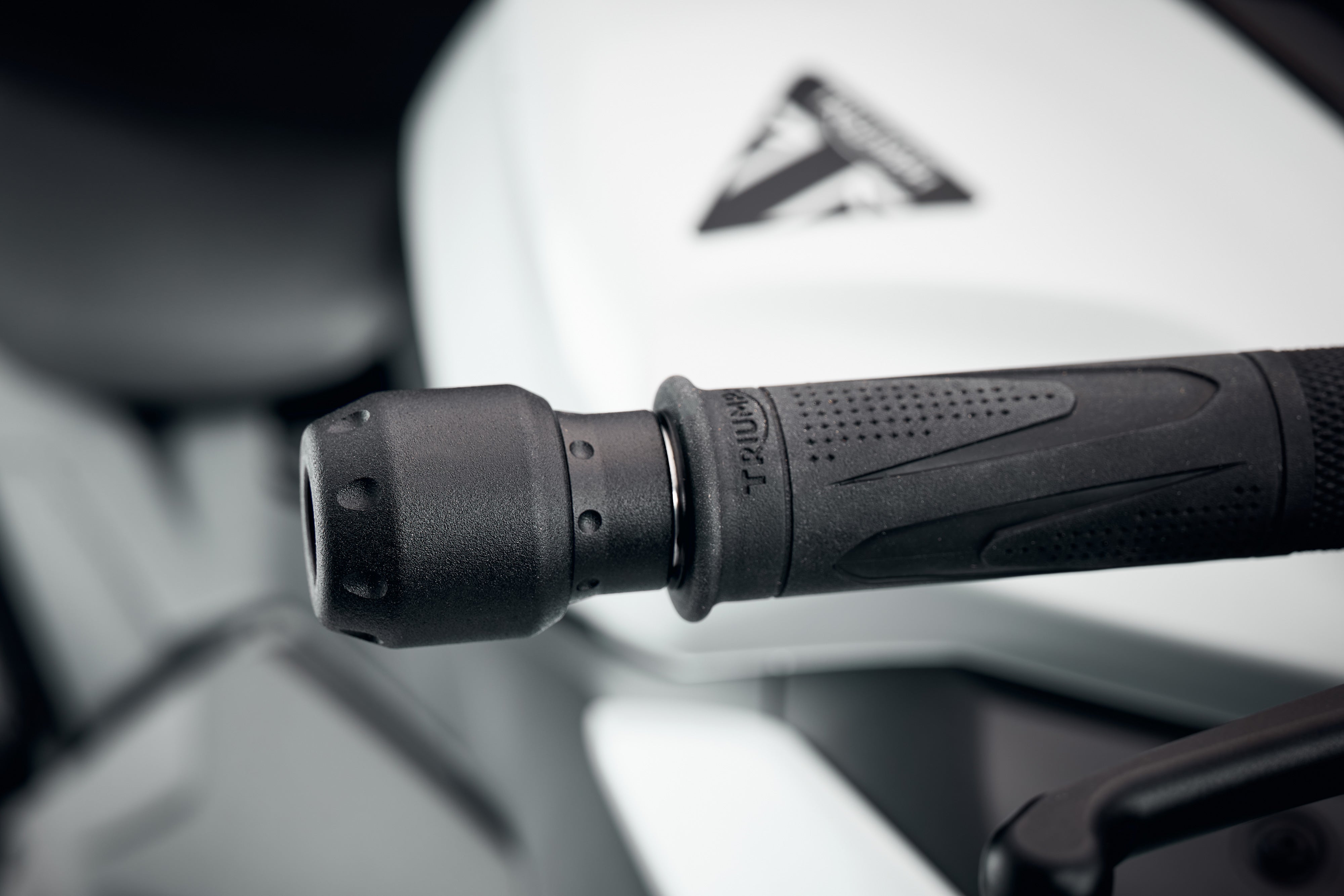 Evotech Bar End Weights (Touring) - Triumph Trident 660 Triple Tribute Edition (2024+)
