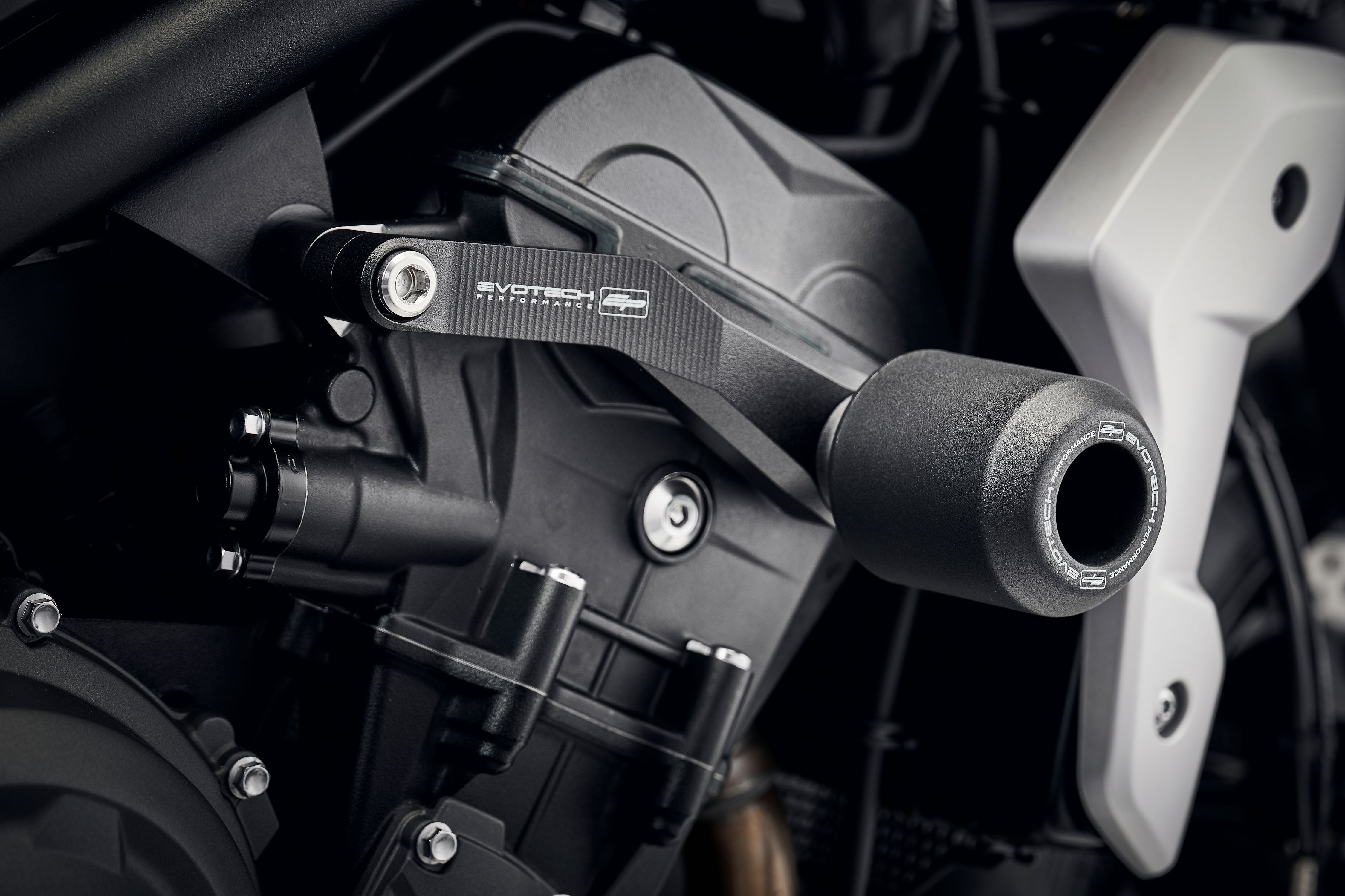 Evotech Crash Protection - Triumph Trident (2025)