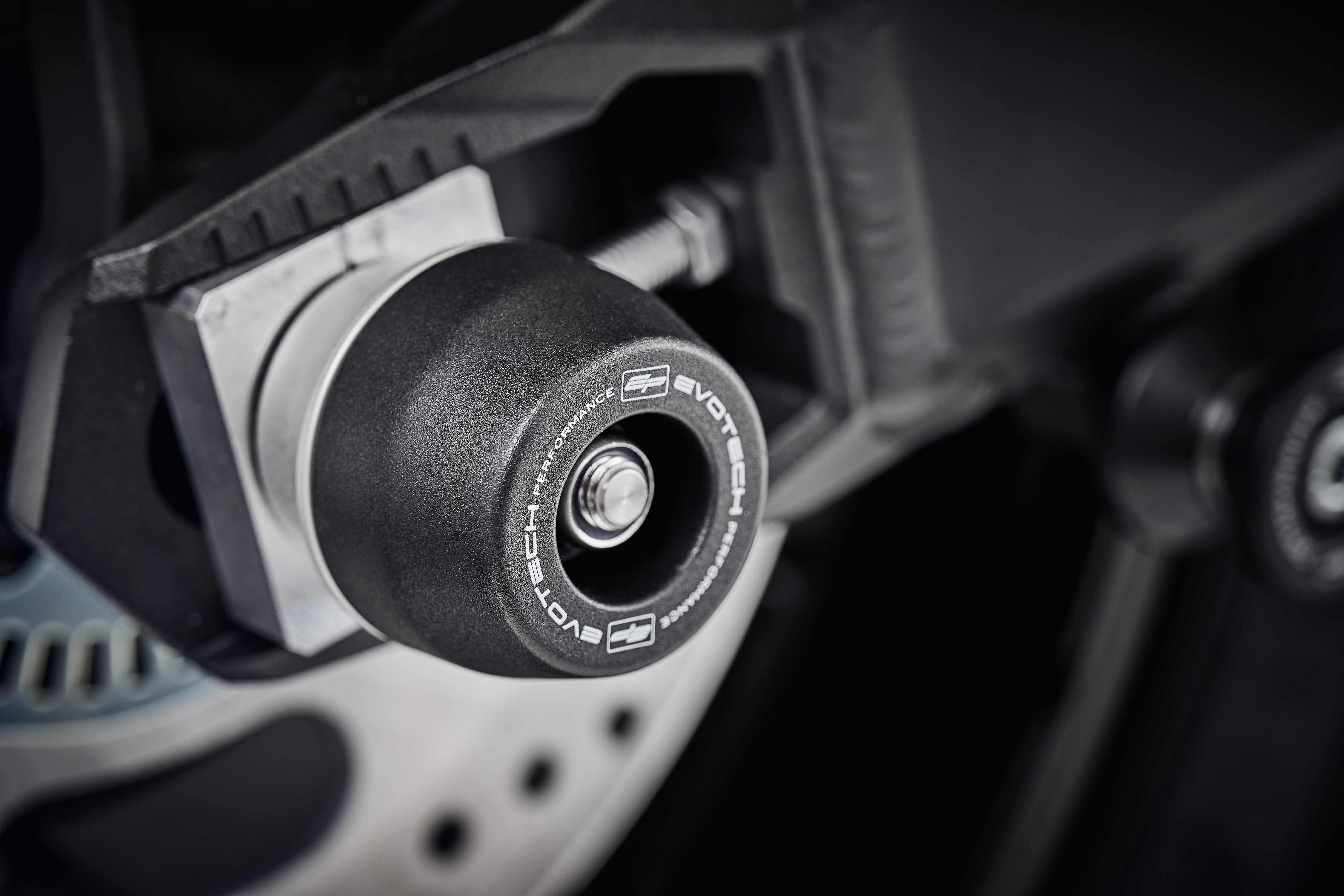 Evotech Rear Spindle Bobbins - Kawasaki Z900RS Performance (2018 - 2020)