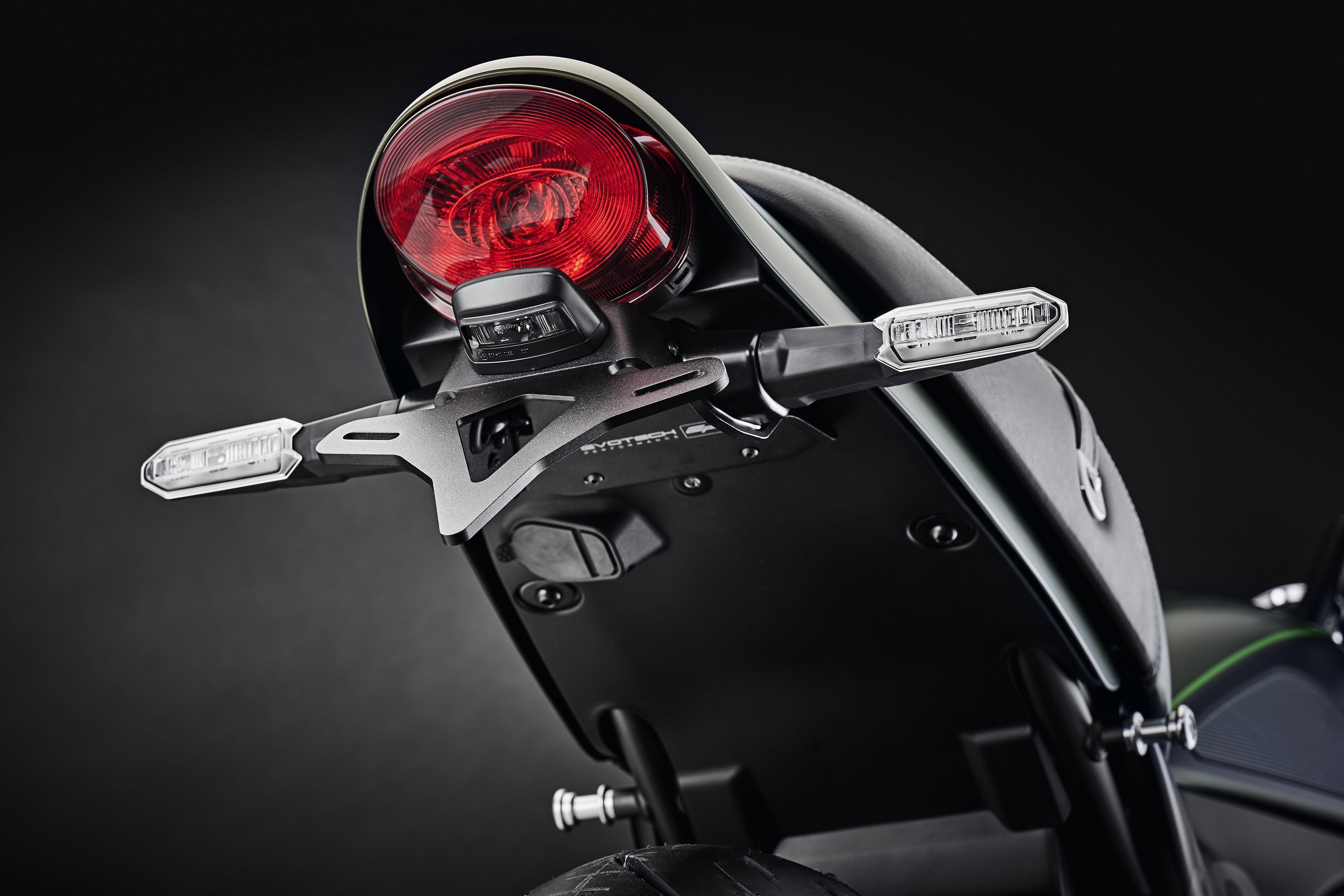 Evotech Tail Tidy - Kawasaki Z900RS (2026+)
