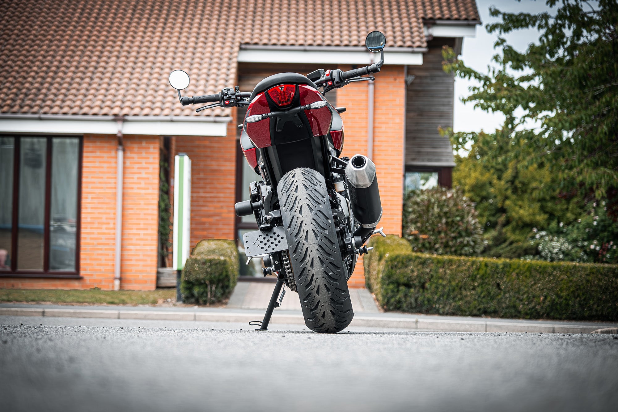 Triumph Trident 800 (2026+) Swingarm Mounted Tail Tidy