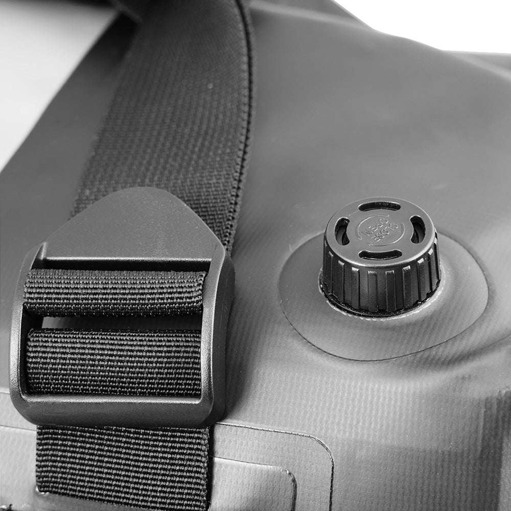 NELSON-RIGG Tailbag SE-4040 Hurricane Black/Grey 40L