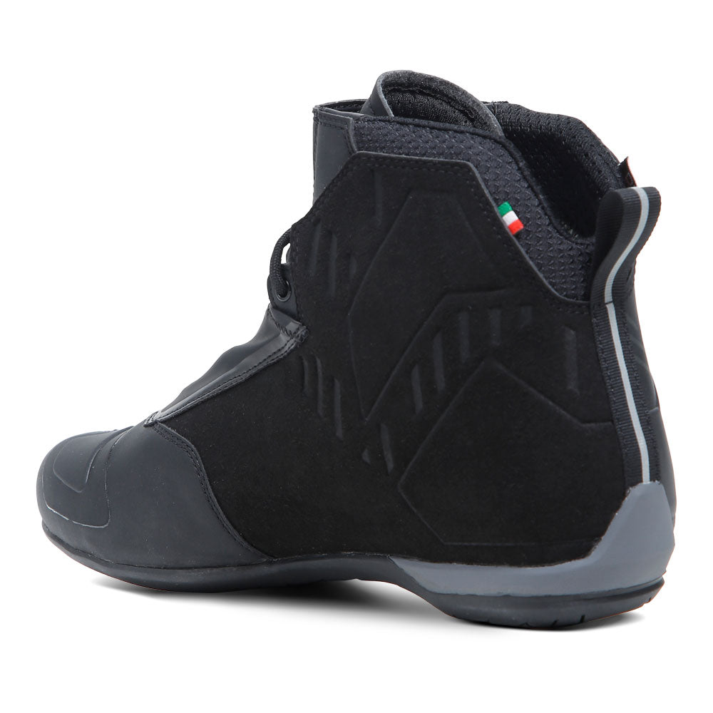TCX Ro4d WP Black 48